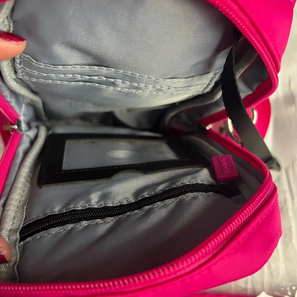 IHKWIP Take a Sip Insulated Water Bottle Caddy Crossbody -color: ruby berry. NWT - Picture 11 of 14